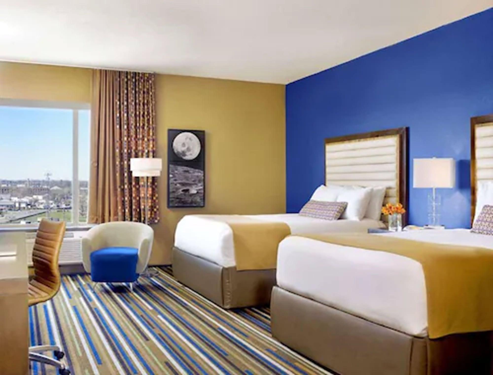 The Moonrise Hotel Saint Louis Exterior photo